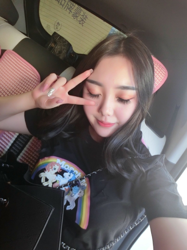 佳怡的第四张照片--大连王婆说媒