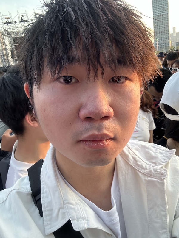 会修电脑的小杨的第一张照片--大连王婆说媒